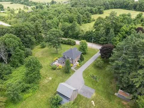 View/Area - 23 Queen St, Gorham, ME 04038 photo 2 of 8