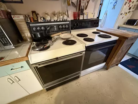Kitchen - 103 Spring St, Dexter, ME 04930 photo 2 of 3