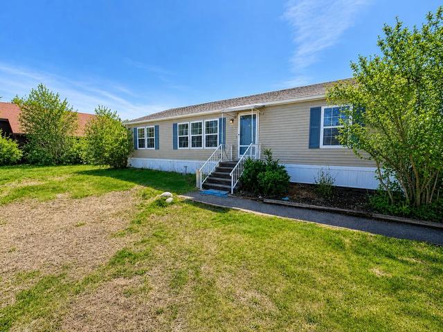 4 Grist Mill Rd, Franklin, ME 04634