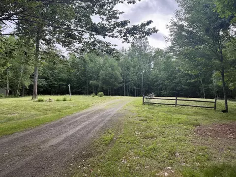 154 Morey Rd, Kenduskeag, ME 04450