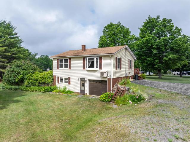 15 Fitz Ln, Glenburn, ME 04401