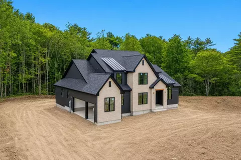 7 Coastal Pnes, Cumberland, ME 04021
