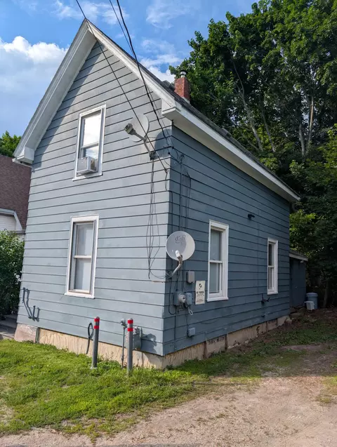 148 Church St, Brewer, ME 04412