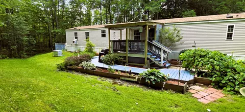 37 Olivia Ave, Oakland, ME 04963