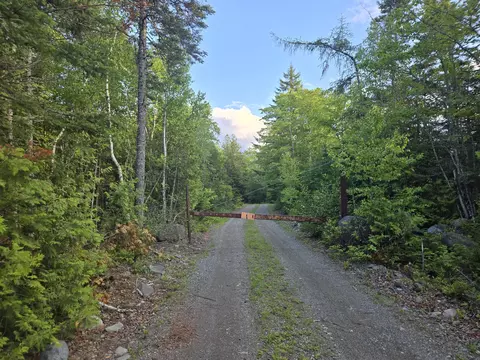 27 B61724 Dixie Rd, Lubec, ME 04652