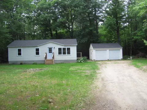 178 Number Six Rd E, Oxford, ME 04270
