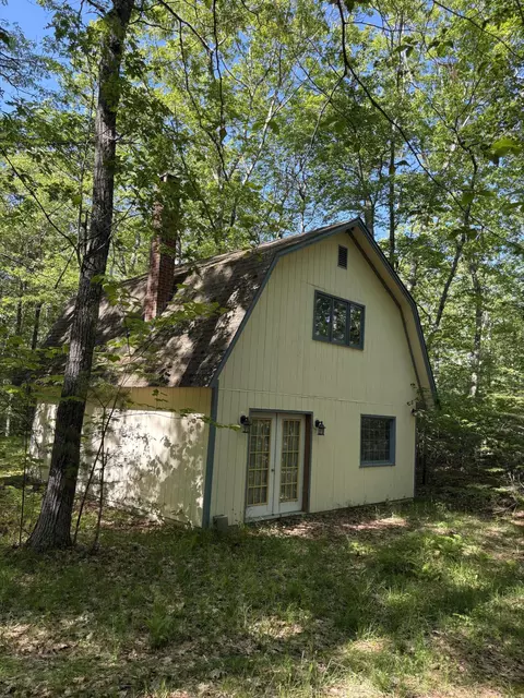 237 Rock Schoolhouse Rd, Bristol, ME 04539