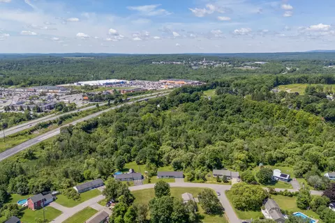 50 Pleasant Hill Dr, Waterville, ME 04901
