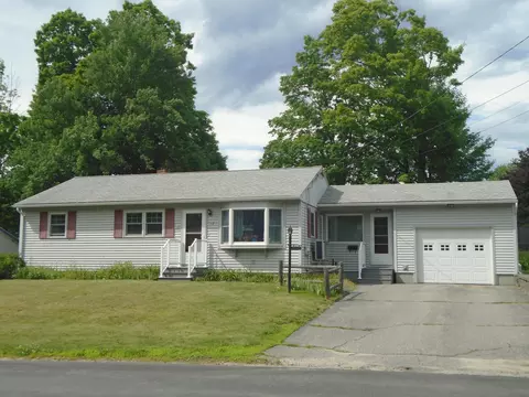 17 Sam St, Winslow, ME 04901