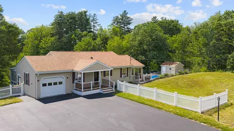 16 Beech Ridge Rd, Scarborough, ME 04074