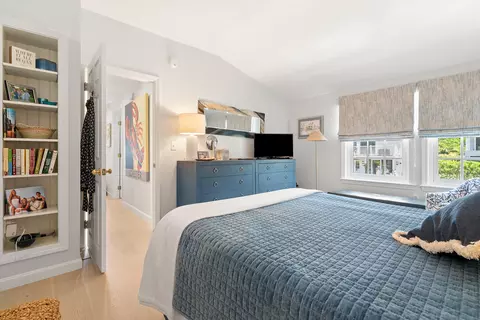 Bedroom - 240 Shore Rd, Ogunquit, ME 03907 photo 3 of 3