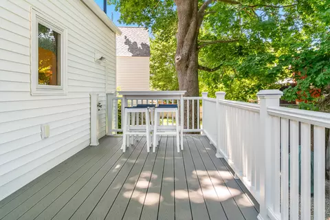 Exterior - 240 Shore Rd, Ogunquit, ME 03907 photo 4 of 5