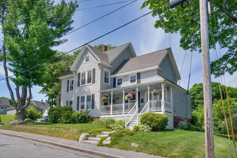 378 Middle St, Bath, ME 04530