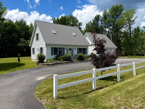 928 Bangor Rd, Ellsworth, ME 04605