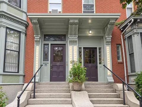 29 Deering St #3, Portland, ME 04101