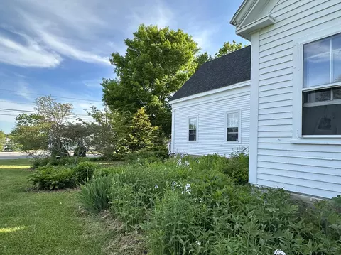 Exterior - 441 Main St, Thomaston, ME 04861 photo 22 of 41