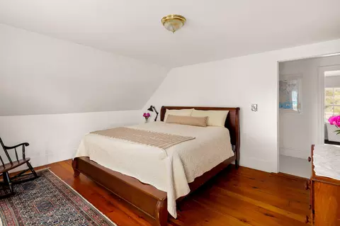 Bedroom - 441 Main St, Thomaston, ME 04861 photo 7 of 11