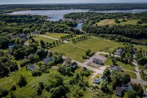 View/Area - 441 Main St, Thomaston, ME 04861 photo 6 of 11
