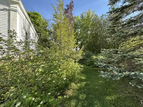 Exterior - 441 Main St, Thomaston, ME 04861 photo 26 of 41