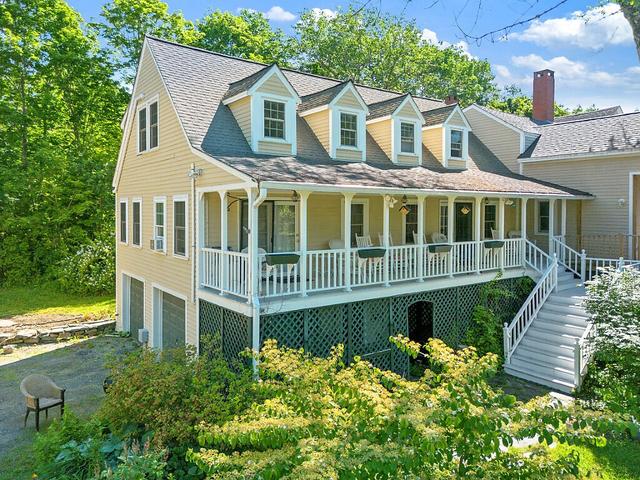 5 Bradford Rd, Wiscasset, ME 04578
