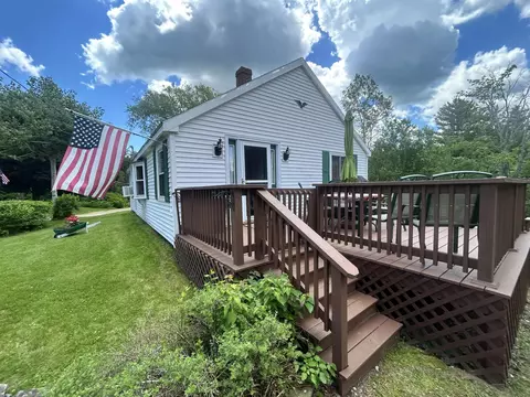 17 Goodwin Rd, Carthage, ME 04224