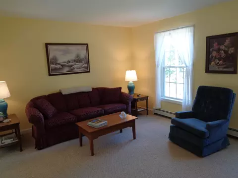 Living - 33 Landing Rd, Steuben, ME 04680 photo 3 of 4