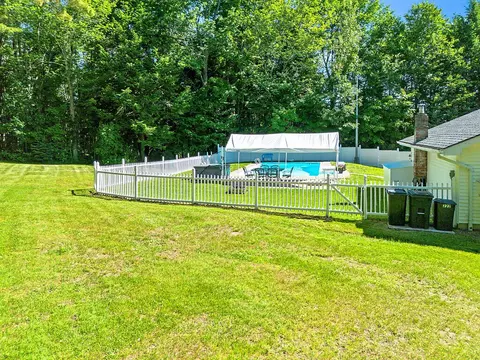 573 Augusta Rd, Belgrade, ME 04917 photo 10