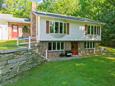 573 Augusta Rd, Belgrade, ME 04917 photo 6