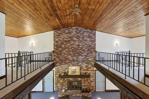 Entry Way - 282 Maple Ridge Rd, Harrison, ME 04040 photo 3 of 6
