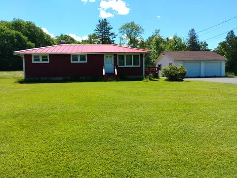 270 Middle Rd, Dresden, ME 04342