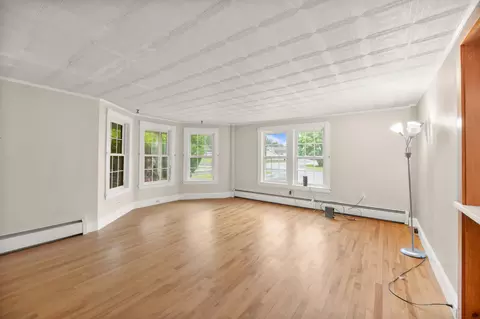Living - 405 Western Ave, Augusta, ME 04330 photo 2 of 6