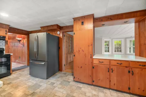 Entry Way - 405 Western Ave, Augusta, ME 04330 photo 1 of 4