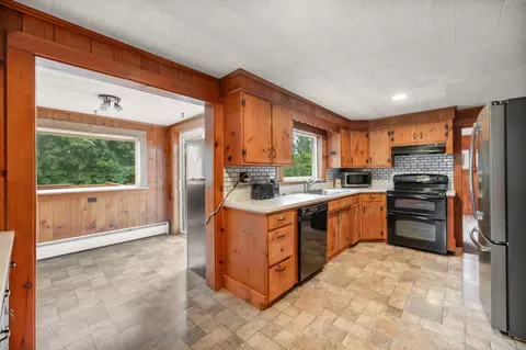 Kitchen - 405 Western Ave, Augusta, ME 04330 photo 4 of 5