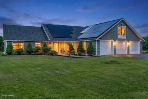 18 Bailey Rd, Sidney, ME 04330