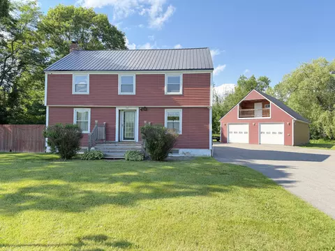 3881 Broadway, Kenduskeag, ME 04450