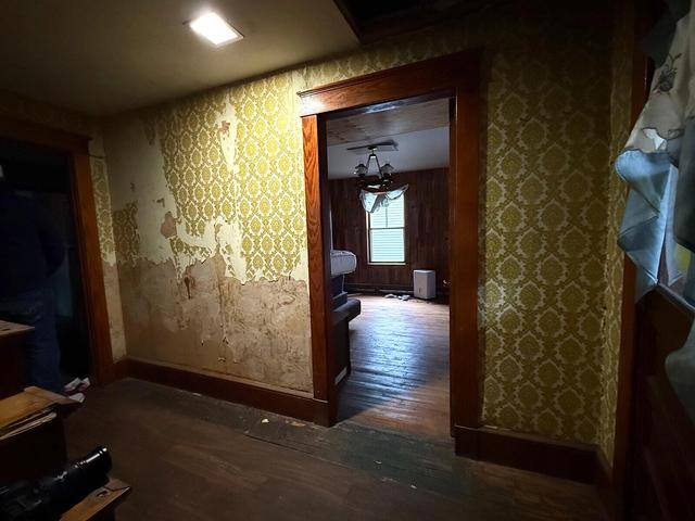 7 Eastern Ave, East Millinocket, ME 04430