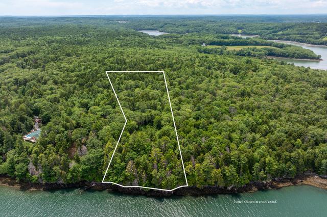 205 Steves Rd, Boothbay, ME 04537