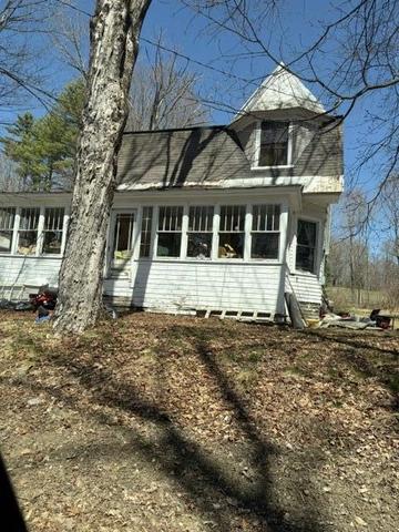 44 High St, Bingham, ME 04920