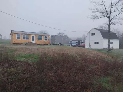 752 Us-1, Robbinston, ME 04671