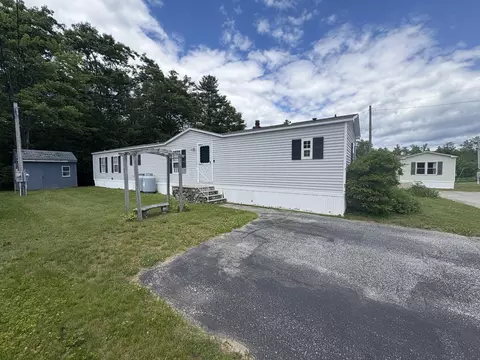1 Stevens Dr, Lisbon, ME 04252
