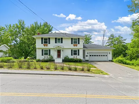 Exterior - 56 Eustis Pkwy, Waterville, ME 04901 photo 3 of 10