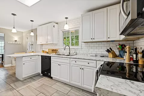Kitchen - 56 Eustis Pkwy, Waterville, ME 04901 photo 2 of 7