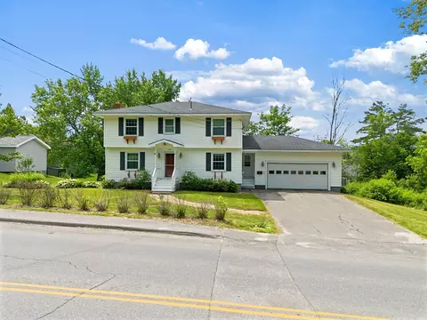 Exterior - 56 Eustis Pkwy, Waterville, ME 04901 photo 6 of 10