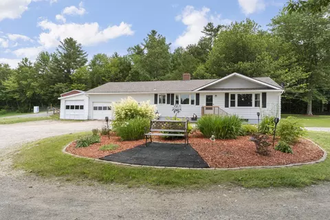 Exterior - 417 Main St, Readfield, ME 04355 photo 1 of 14