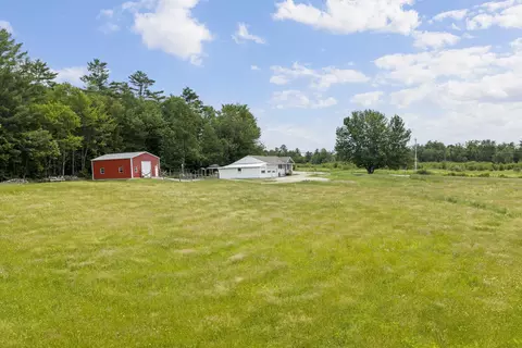 Exterior - 417 Main St, Readfield, ME 04355 photo 10 of 14