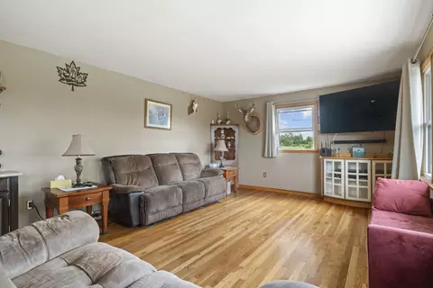 Living - 417 Main St, Readfield, ME 04355 photo 1 of 2