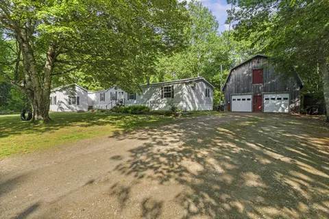 60 Pinnacle Rd, Liberty, ME 04949