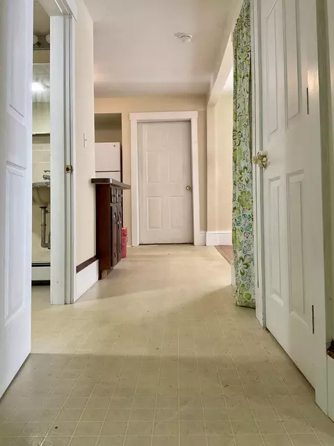 Entry Way - 27 Wesley St, Bath, ME 04530 photo 2 of 7