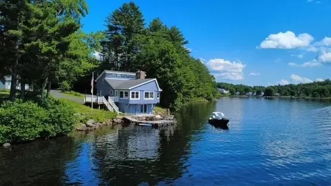 66 Fuller St, Wilton, ME 04294