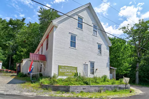 143 N Sedgwick Rd, Sedgwick, ME 04676